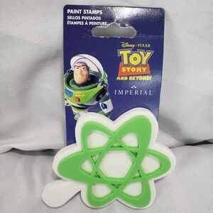 Disney Buzz Lightyear Foam Paint Stamp Home Decor Wall Art Toy Story Star New
